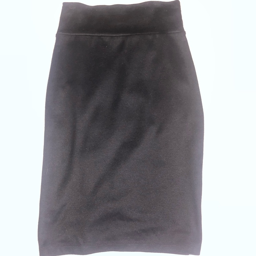 Stretchy high waisted pencil skirt.